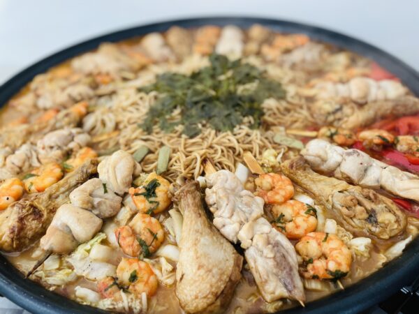 Wok Brochettes Poulet et Scampis – à partir de 10 pers.