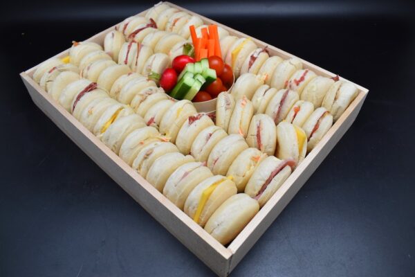 Mini-Faluches et Bâtonnets de Légumes – 60 pces