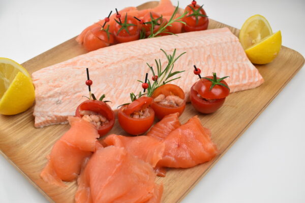 Plateau de Saumon en belle-vue (entrée pour 8 pers)