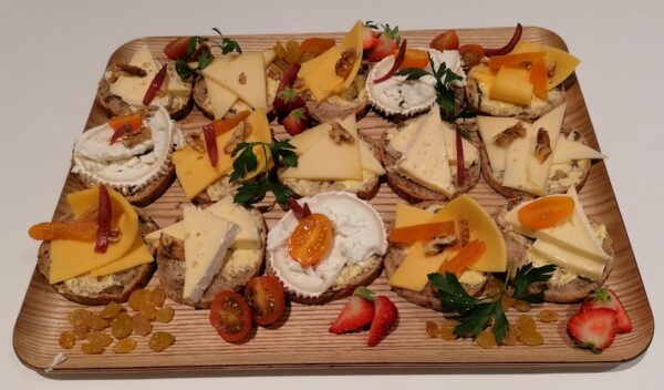 Plateau de 15 Canapés ronds au Fromage