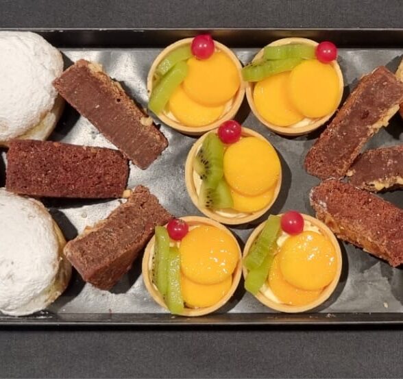 Plateau de 21 gourmandises sucrées